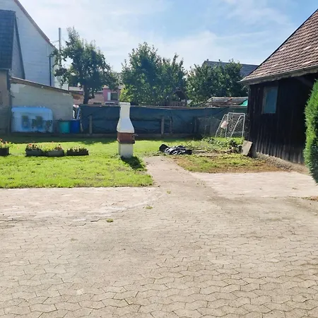 Appartamento 2 Mit 3 Schlafzimmer Und Garten Crailsheim