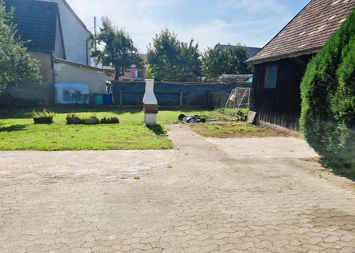 Lägenhet 2 Mit 3 Schlafzimmer Und Garten Crailsheim